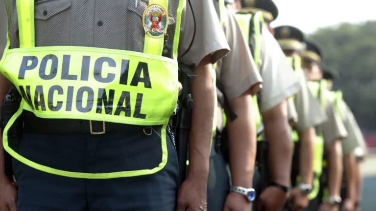 ¿Realmente existe la “brecha de personal policial” que el gobierno de Boluarte se empeña en reducir?